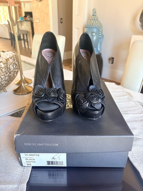 Vince Camuto Shoes - Vince Camuto Black Peep-Toe Nappa Pumps with Rose Appliqué